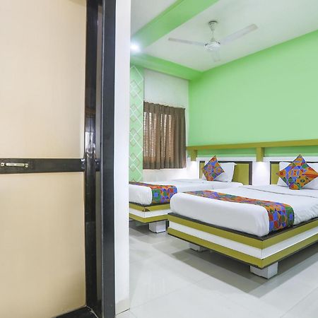 Hotel Merit سورات المظهر الخارجي الصورة